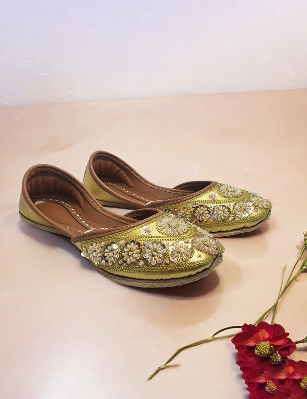 Golden | Fancy Khussa for Women