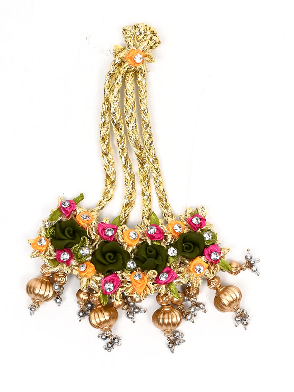 Jhumka With Gota And Beats For Mehndi Bride